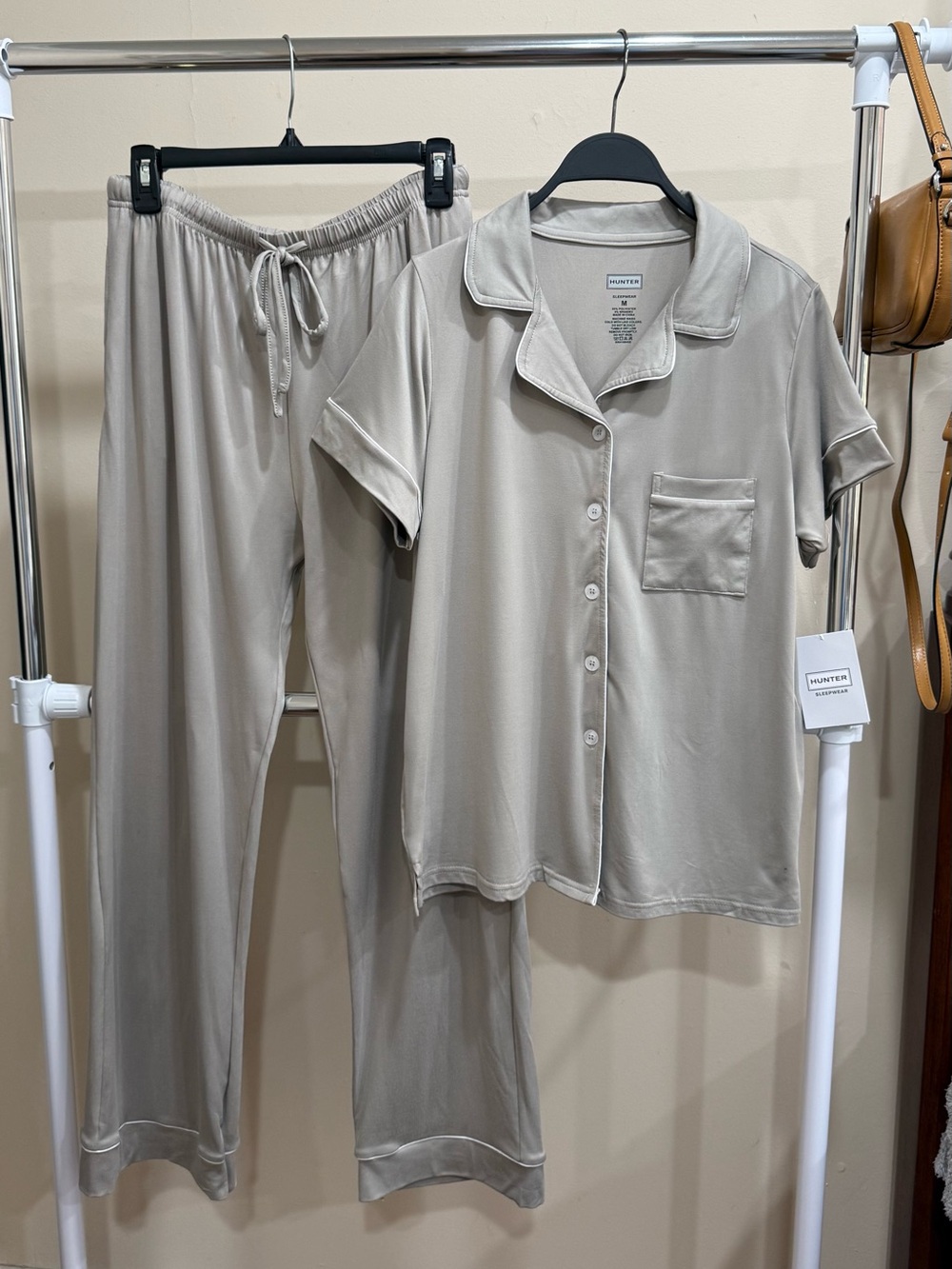 Hunter Sleepwear Pajama Set Size M Button Down Top & Pants NWT